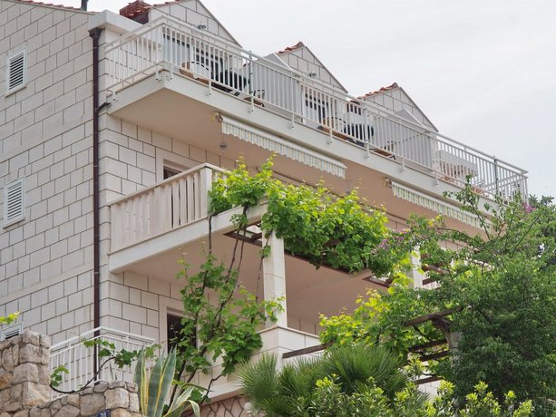 Apartments Jurisic