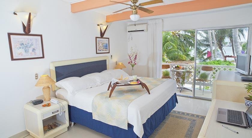 Hotel Cocoplum Beach