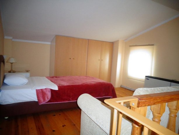 Bell Air Hotel