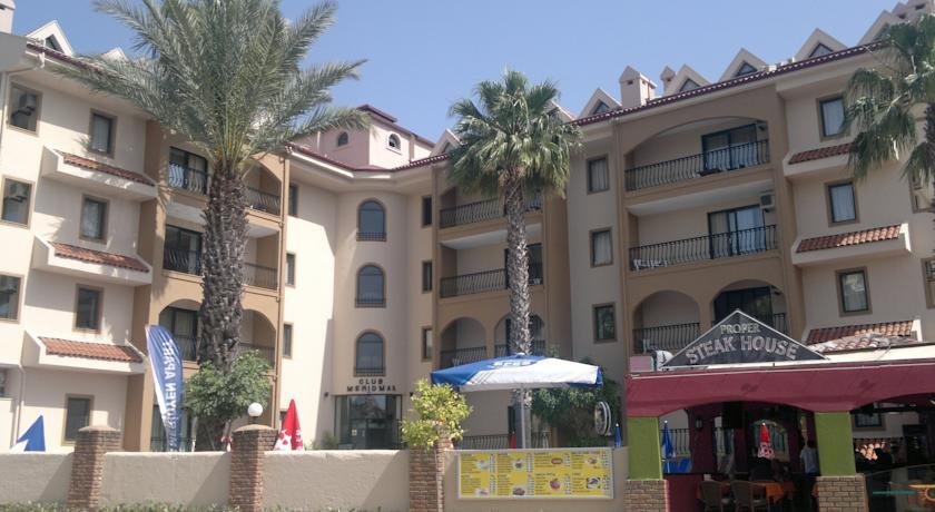 Club Meridmar Apartments