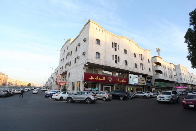 Safwat Al Amal Suites Families only