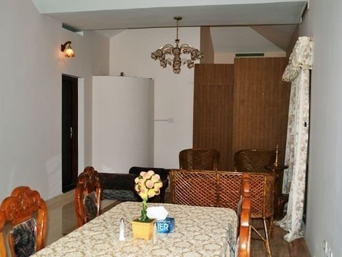 Estate Residency