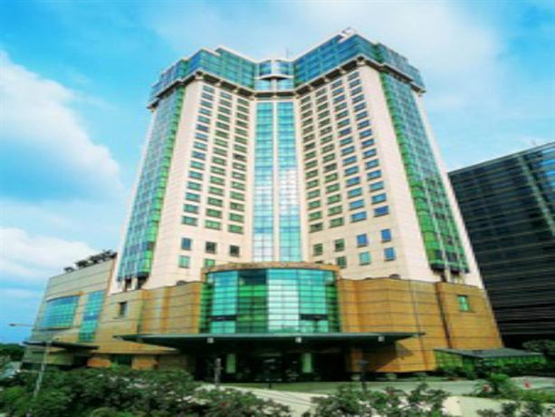  Menara  Peninsula Hotel Jakarta  Compare Deals