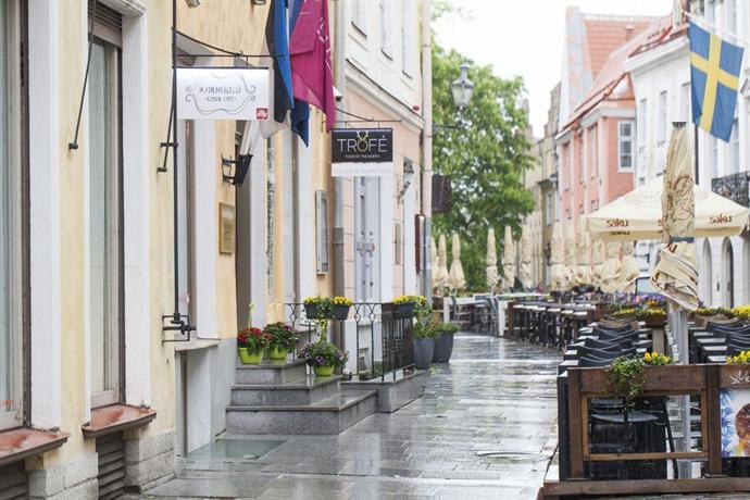 Meriton Old Town Garden Hotel Tallinn Compare Deals