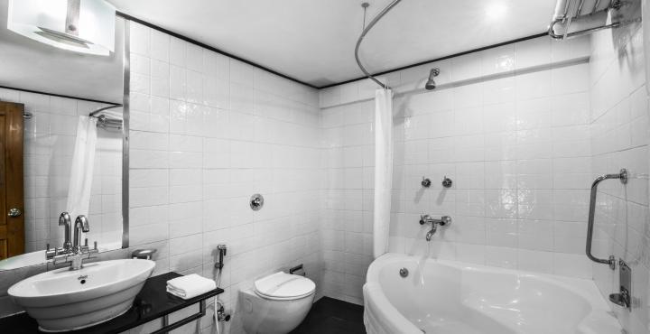 Honeymoon Inn Manali