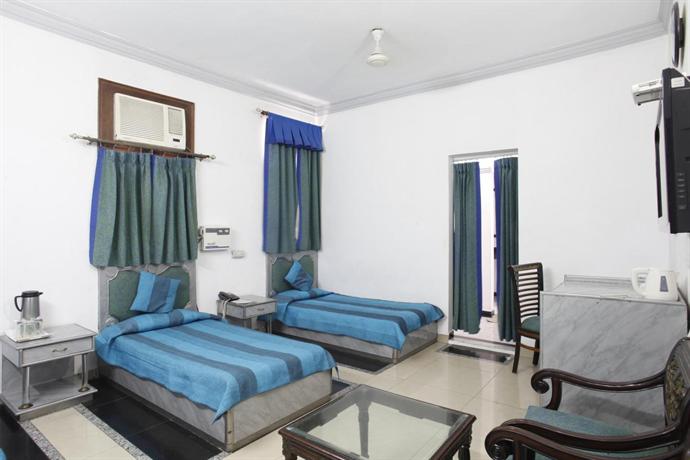 Hotel Sekhon Grand