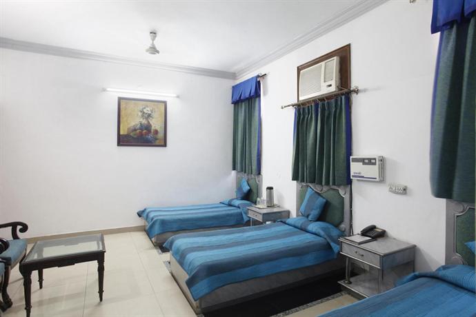 Hotel Sekhon Grand