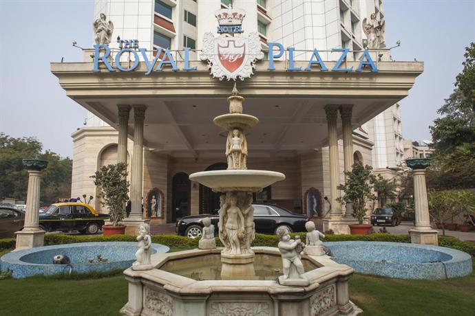 Hotel The Royal Plaza