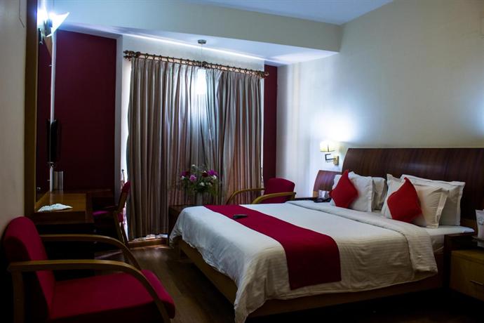 Hotel Meadows Residency