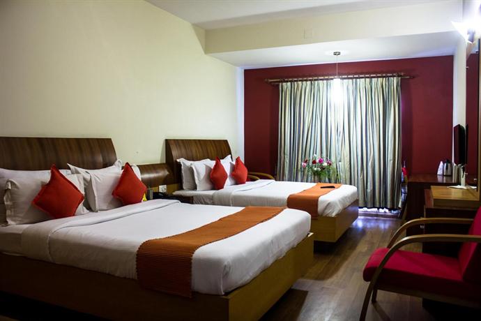 Hotel Meadows Residency