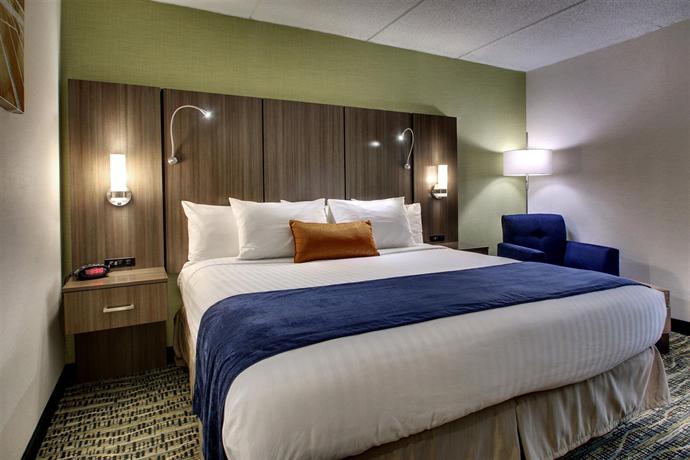 Best Western Plus New Englander