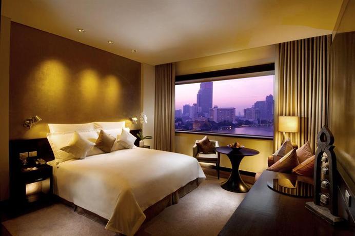 Millennium Hilton Bangkok - Compare Deals