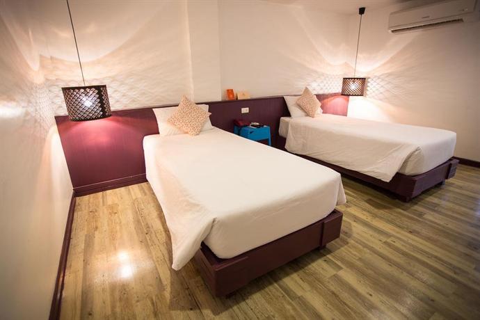 First House Hotel (ex. First House Hotel Bangkok)
