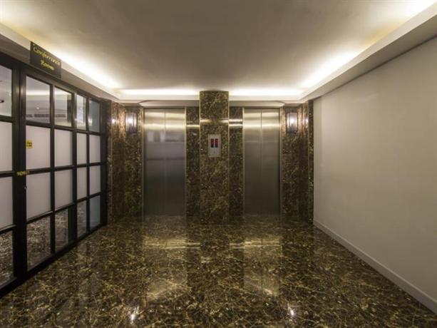 First House Hotel (ex. First House Hotel Bangkok)