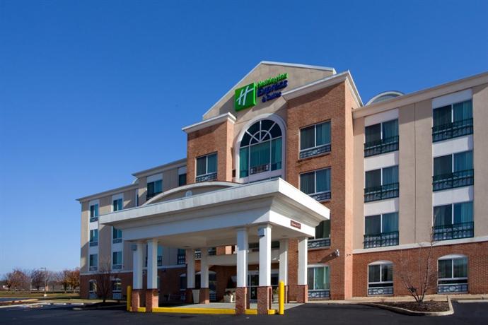 Holiday Inn Express Hotel Suites Woodbridge Compare Deals