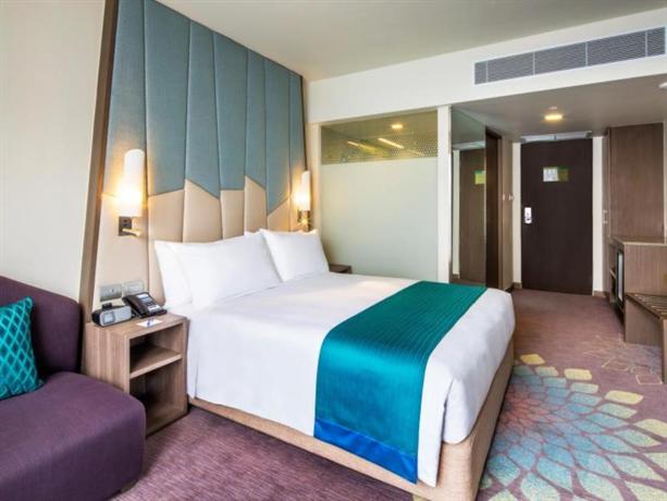 Holiday Inn Express Bangkok Sukhumvit 11