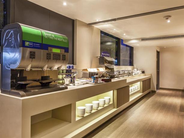 Holiday Inn Express Bangkok Sukhumvit 11