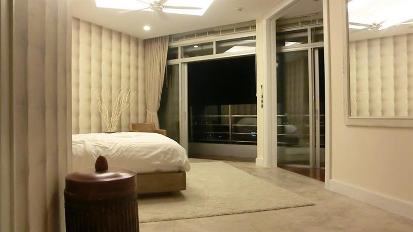 Two Bedroom Riverside Apartment