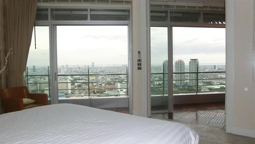Two Bedroom Riverside Apartment