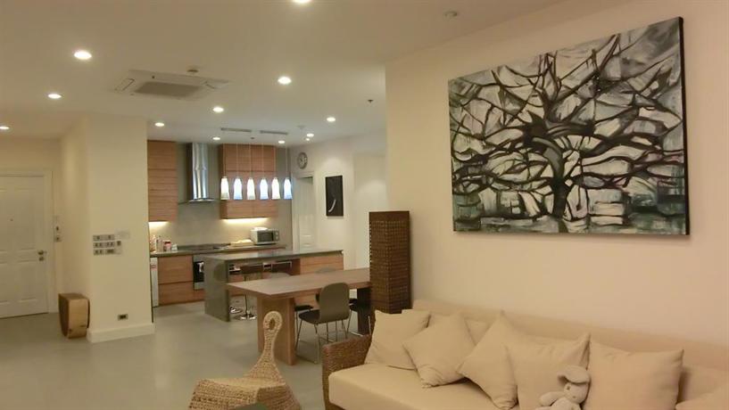 Two Bedroom Riverside Apartment