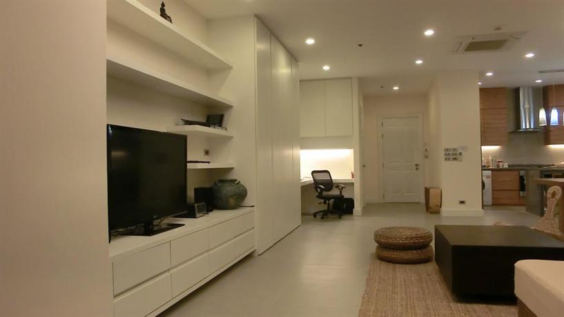 Two Bedroom Riverside Apartment
