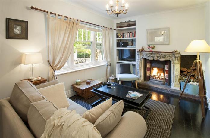 Moulton Park Cottages