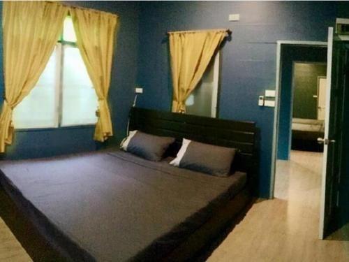 Blue Chang House