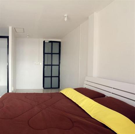 ZEN Rooms Bangkok Hub