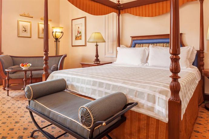 The Oberoi Grand Kolkata