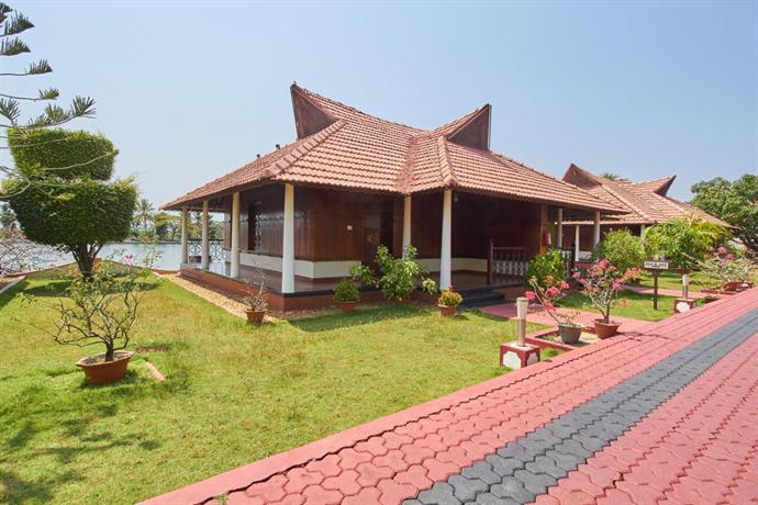 Lake Palace Backwater Resort Alleppey