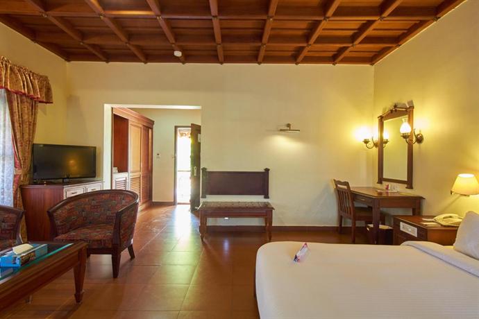 Lake Palace Backwater Resort Alleppey