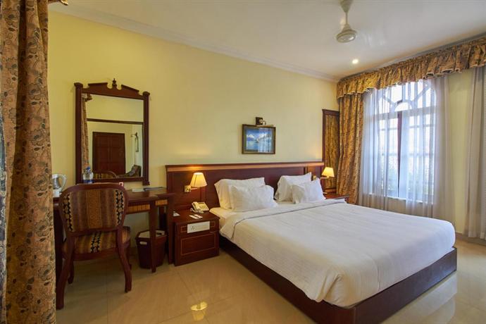 Lake Palace Backwater Resort Alleppey