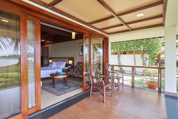Lake Palace Backwater Resort Alleppey
