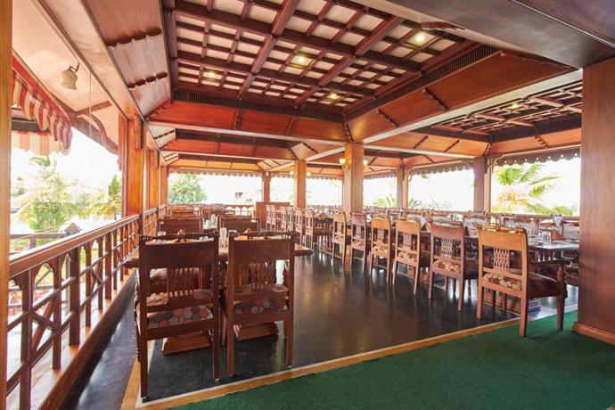 Lake Palace Backwater Resort Alleppey