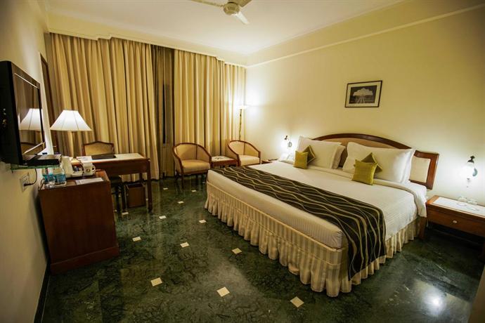 Hotel Clarks Shiraz