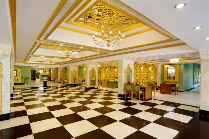 Hotel Clarks Shiraz