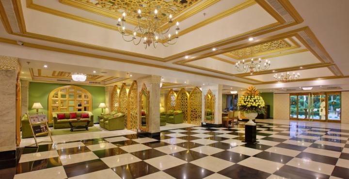 Hotel Clarks Shiraz