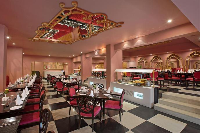 Hotel Clarks Shiraz