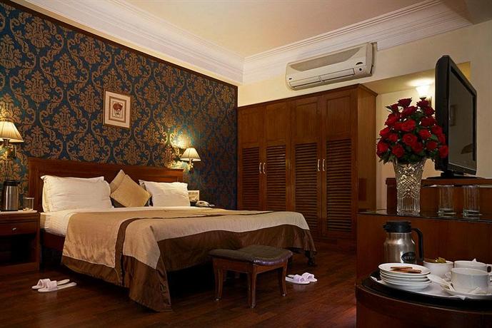 Qutub Residency