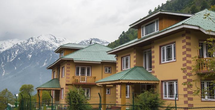 The Paristaan Resorts Kolahoi Glacier India thumbnail