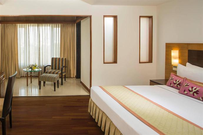 Country Inn & Suites By Radisson Ahmedabad City
