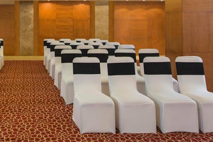 Country Inn & Suites By Radisson Ahmedabad City