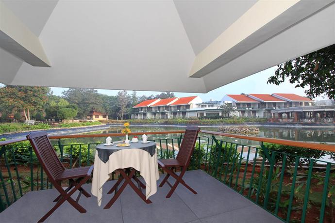 Silent Shores Resort & Spa