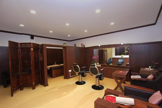 Silent Shores Resort & Spa