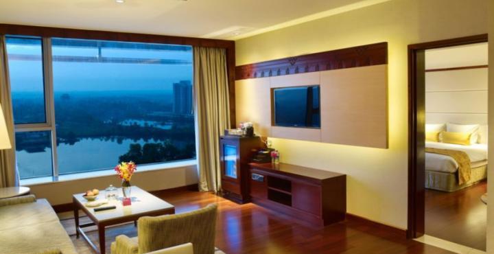 Crowne Plaza Kochi
