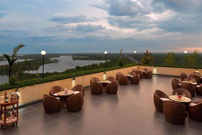Crowne Plaza Kochi