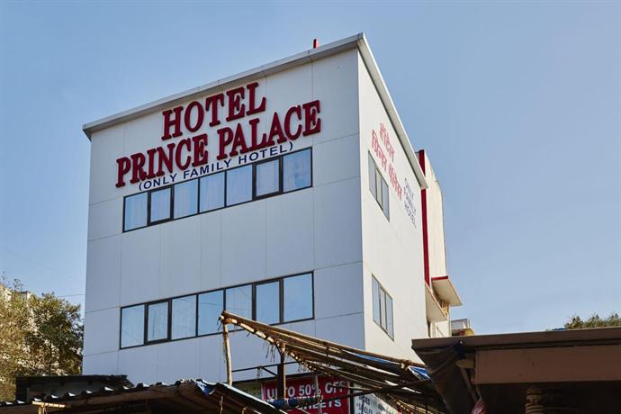 OYO 1458 Hotel Prince Palace