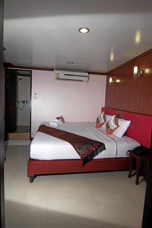 Sky Inn 2