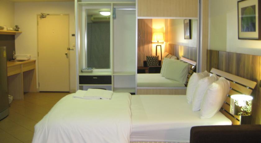 Sathorn Terrace Apartment