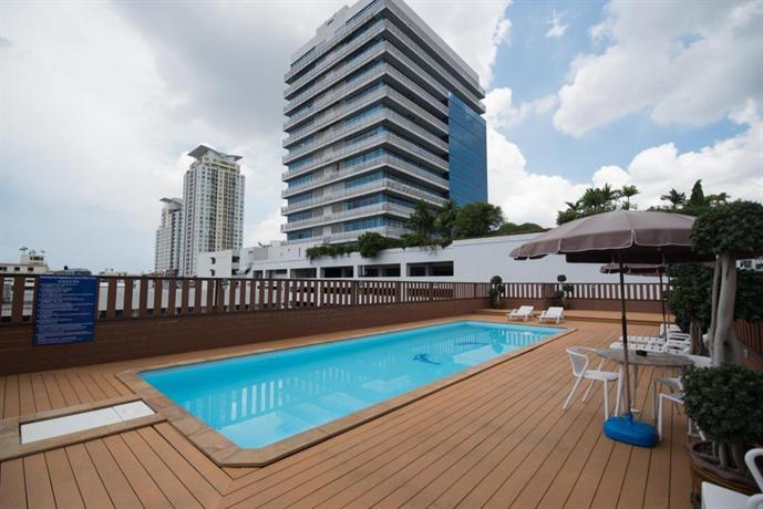 True Siam Rangnam Hotel